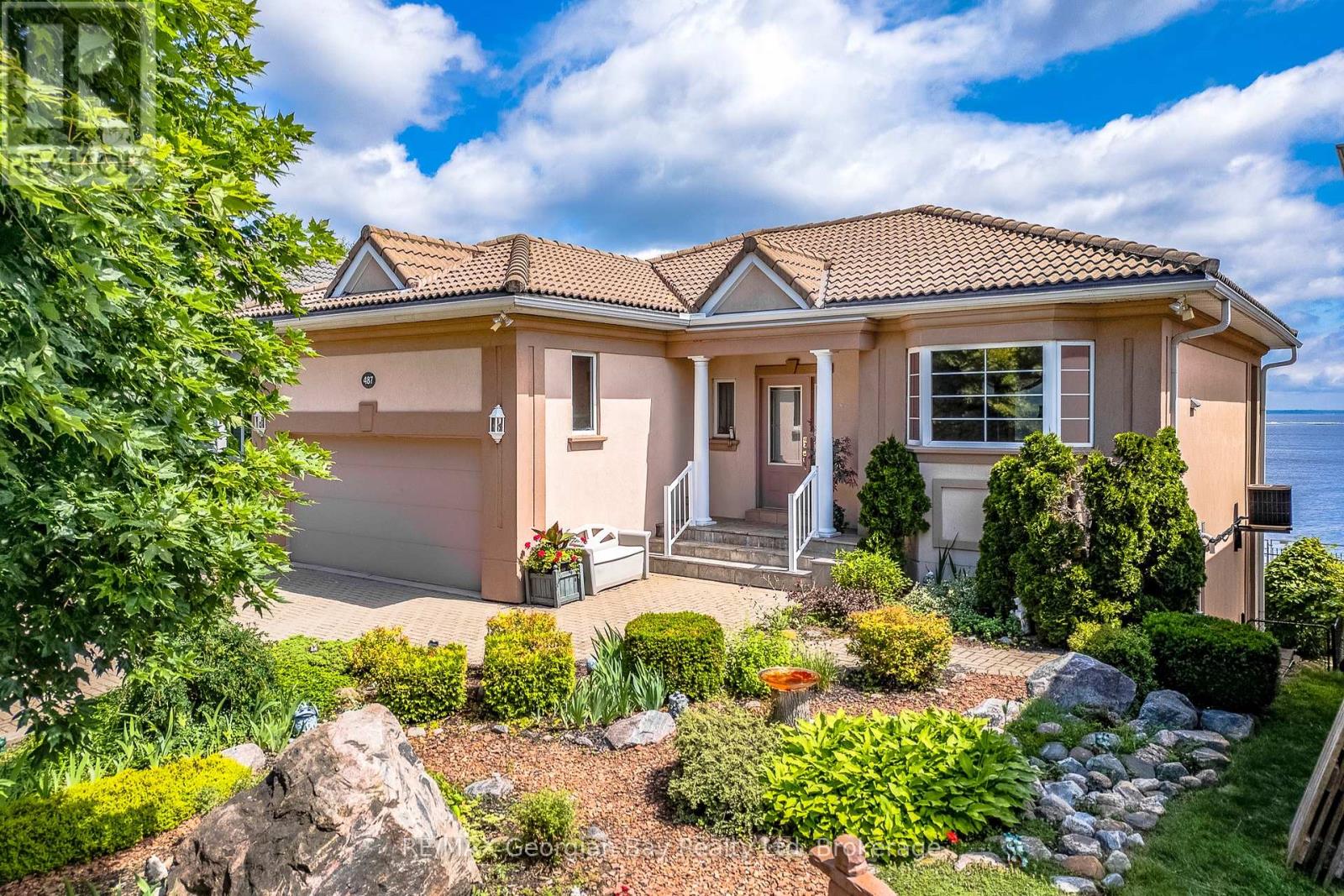 487 ABERDEEN BOULEVARD, Midland, Ontario