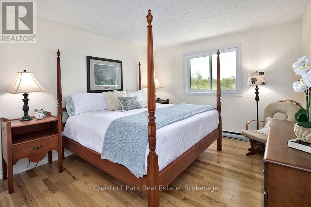 282 Mar Side Road, South Bruce Peninsula, Ontario  N0H 2T0 - Photo 21 - X12260252