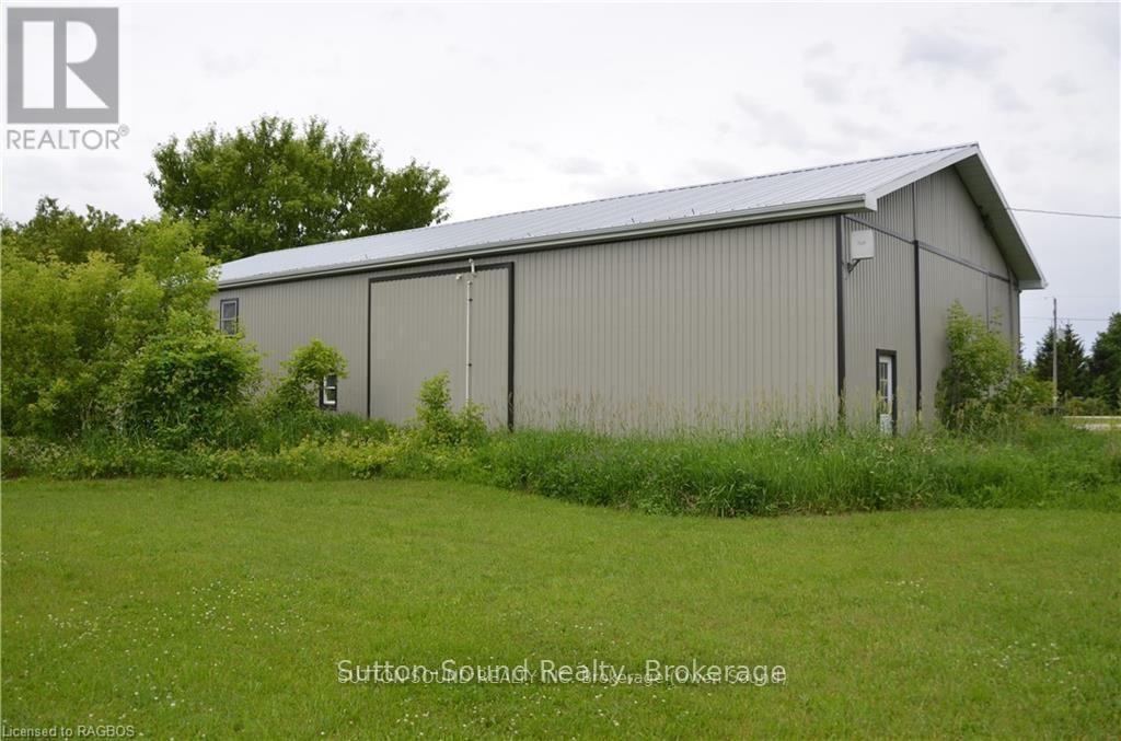 402432 Grey Road 4, West Grey, Ontario  N0H 1R0 - Photo 25 - X12260281