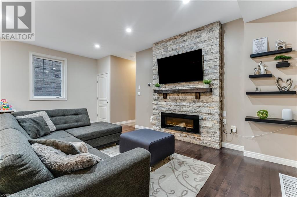 34 Robert Peel Road, Kitchener, Ontario  N2H 0B5 - Photo 12 - 40747478