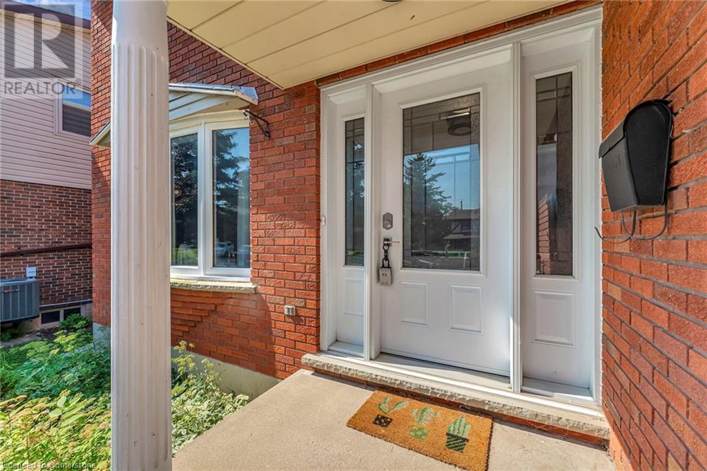 99 Esther Avenue, Cambridge, Ontario  N1S 4L7 - Photo 2 - 40745970