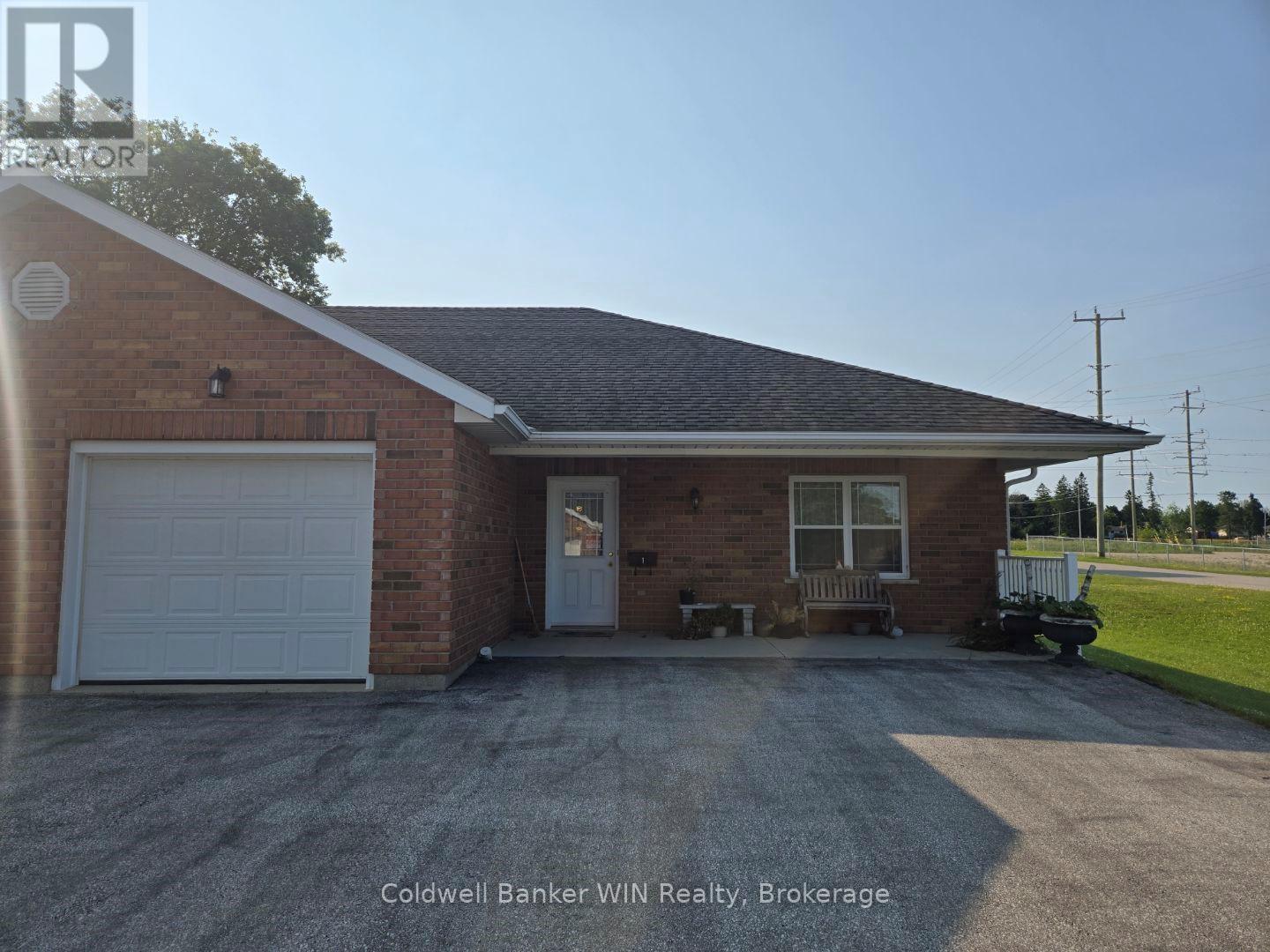 1 - 454 NEWFOUNDLAND STREET, Wellington North, Ontario