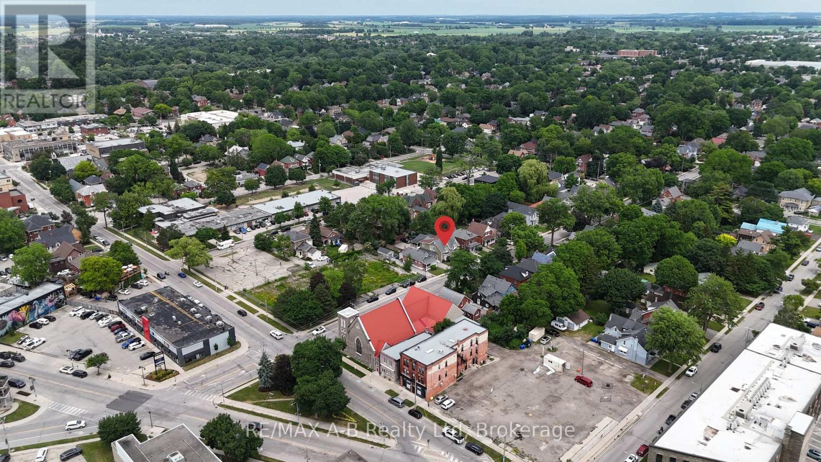 34-38 Douro Street, Stratford, Ontario  N5A 3R3 - Photo 11 - X12260878