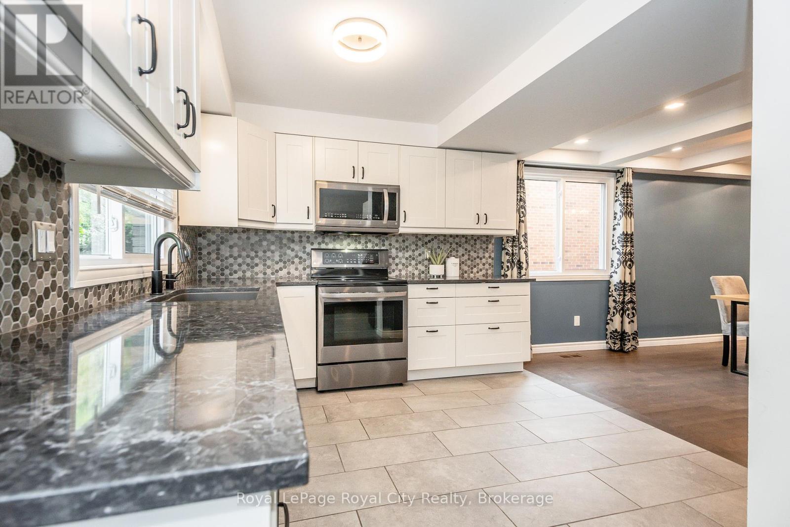 236 Ironwood Road, Guelph, Ontario  N1G 3G1 - Photo 13 - X12260896