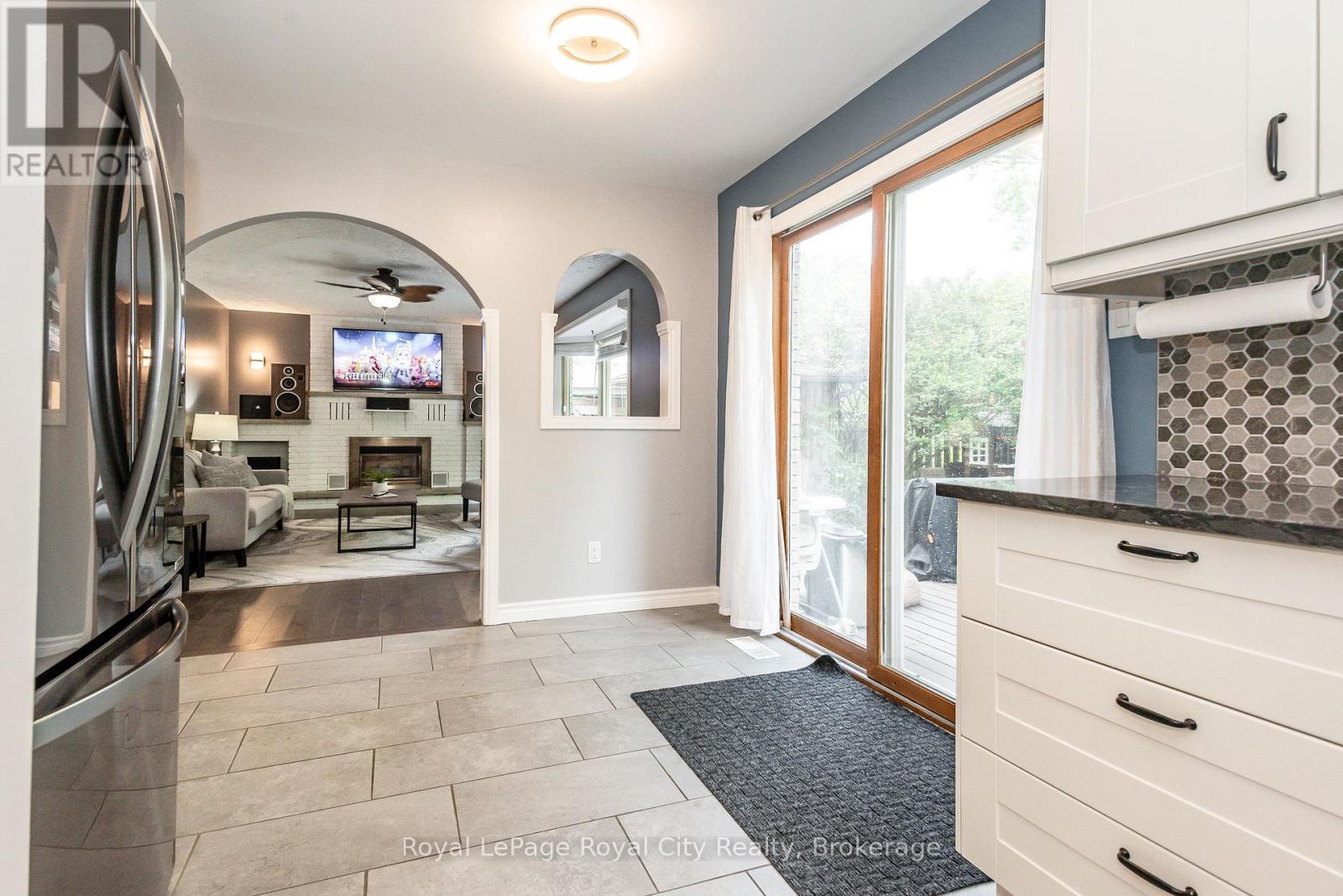 236 Ironwood Road, Guelph, Ontario  N1G 3G1 - Photo 18 - X12260896