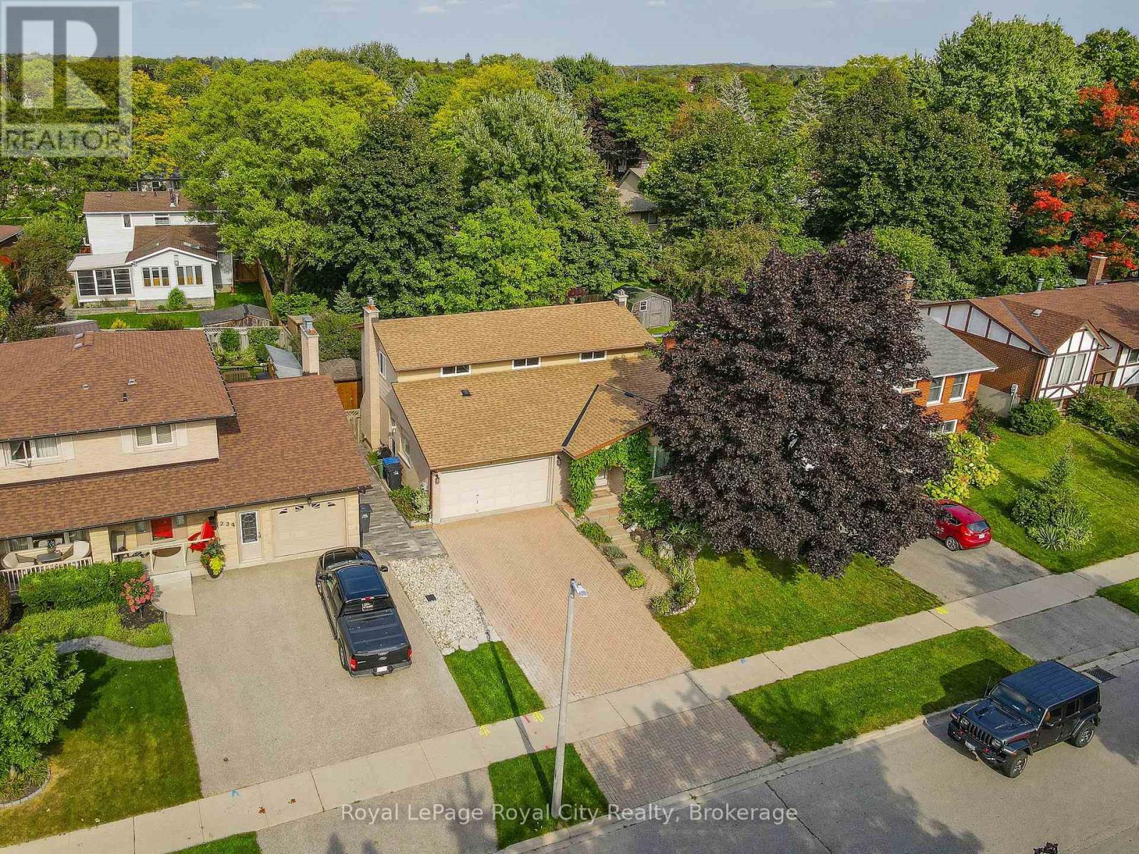 236 Ironwood Road, Guelph, Ontario  N1G 3G1 - Photo 3 - X12260896