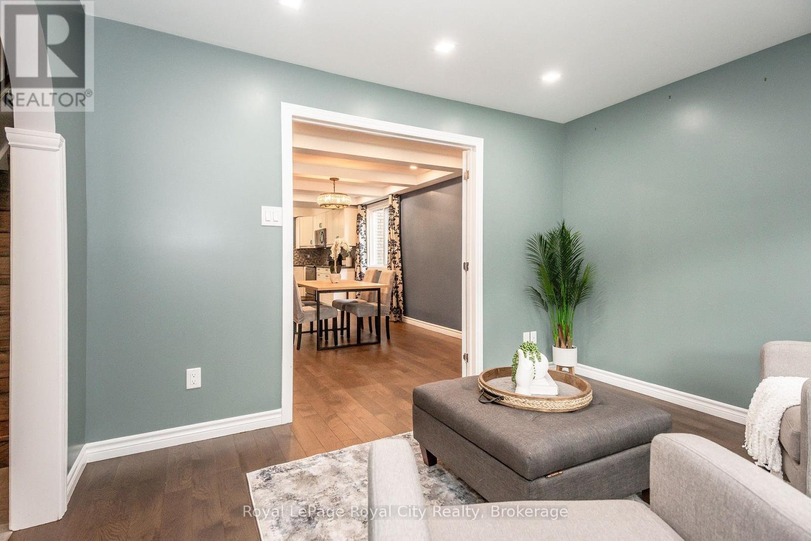 236 Ironwood Road, Guelph, Ontario  N1G 3G1 - Photo 9 - X12260896