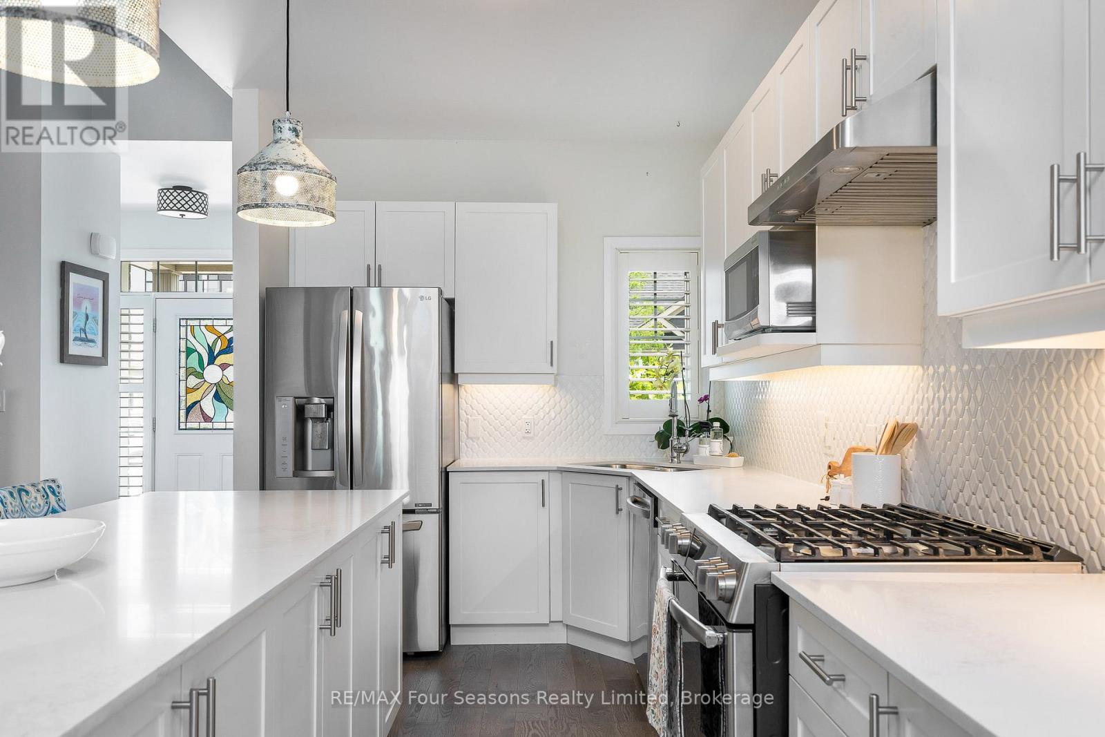 30 Kari Crescent, Collingwood, Ontario  L9Y 0Z6 - Photo 12 - S12261089
