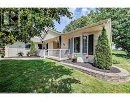 33 SUMMIT Crescent, New Hamburg, Ontario