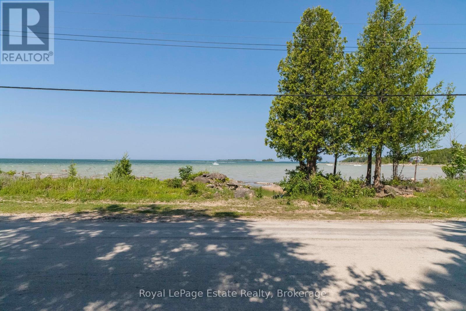 371 Bay Street, South Bruce Peninsula, Ontario  N0H 2T0 - Photo 11 - X12261246