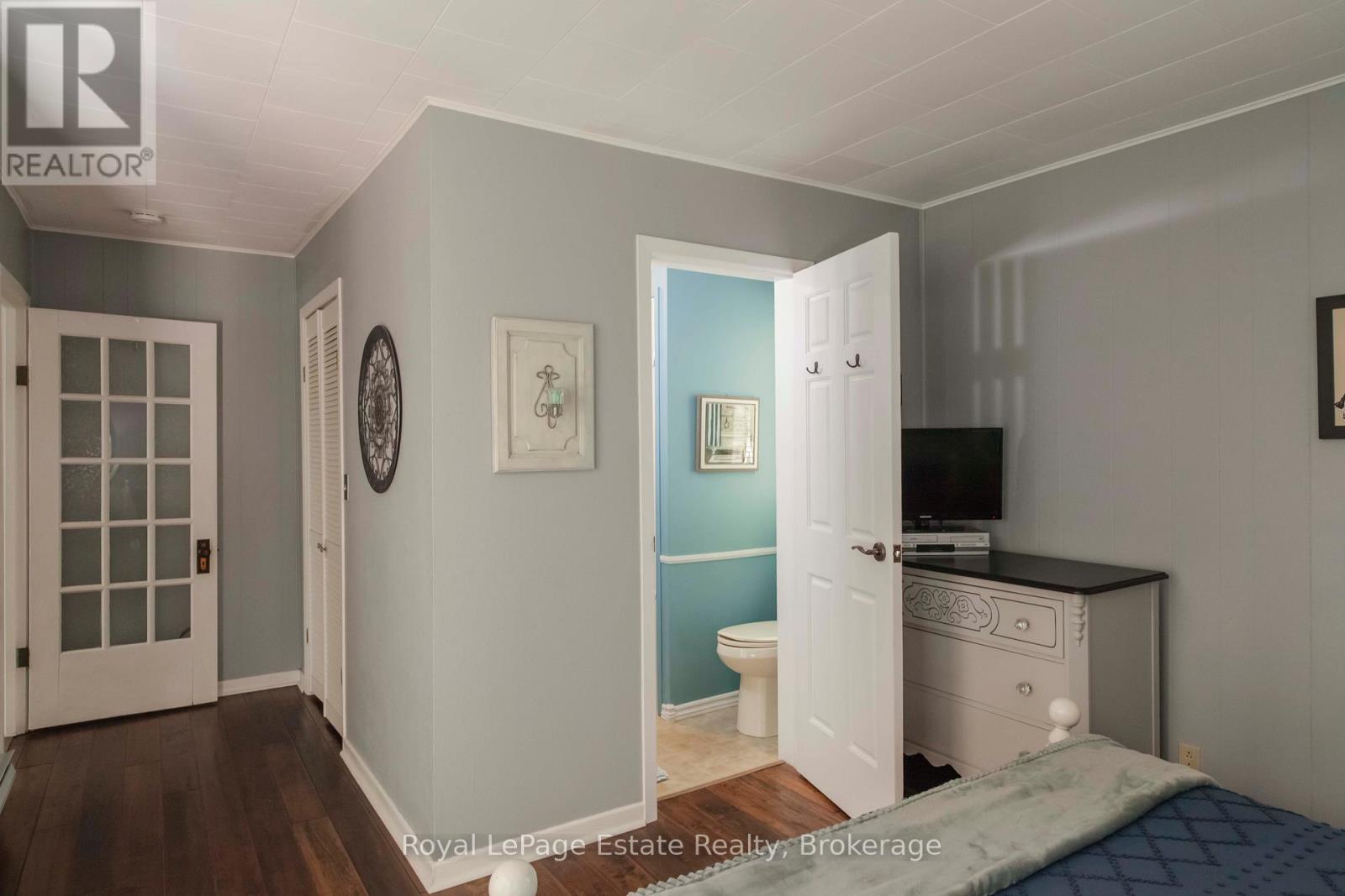 371 Bay Street, South Bruce Peninsula, Ontario  N0H 2T0 - Photo 30 - X12261246
