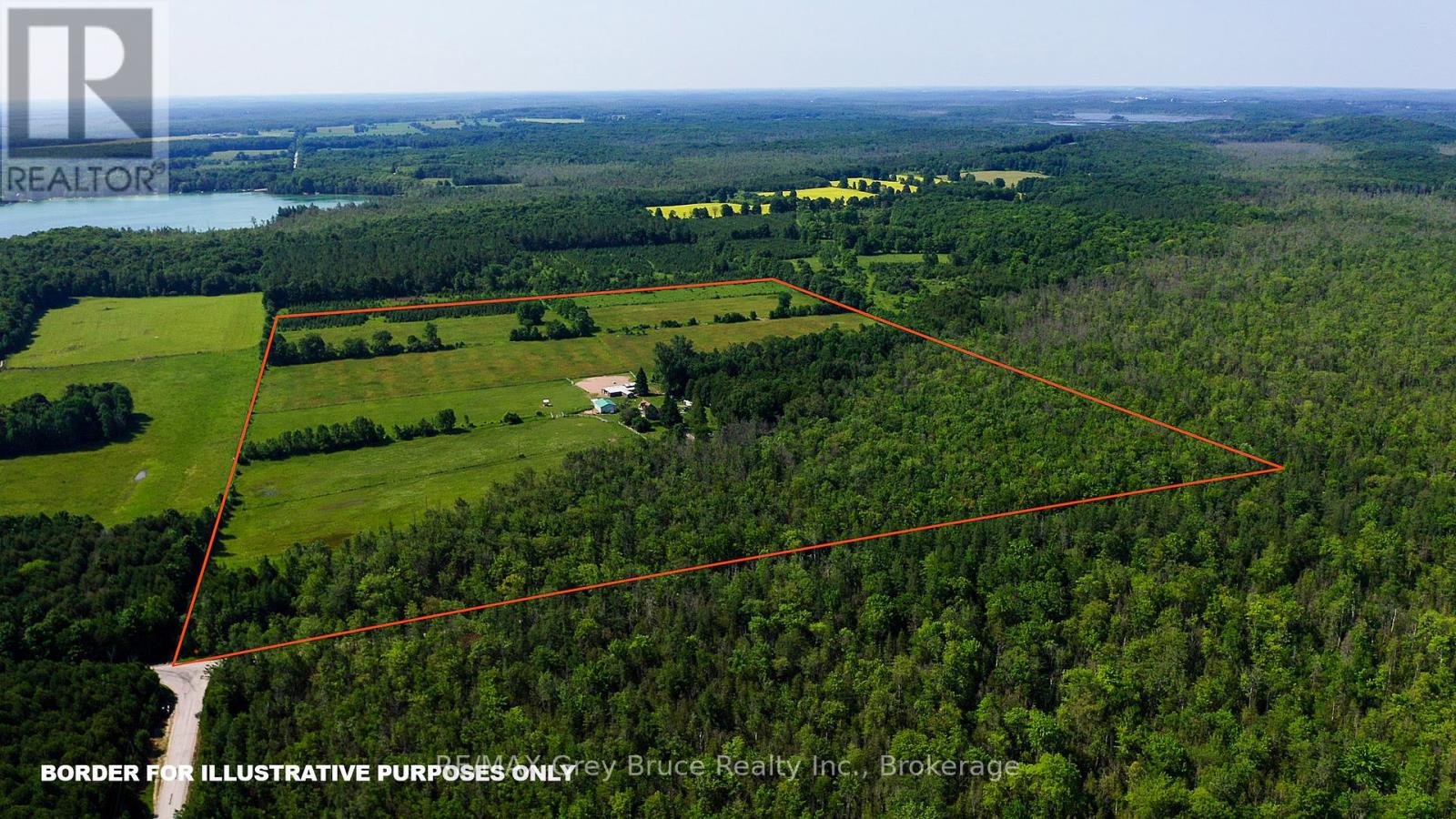 362404 Lindenwood Road, Georgian Bluffs, Ontario  N0H 2T0 - Photo 37 - X12261349
