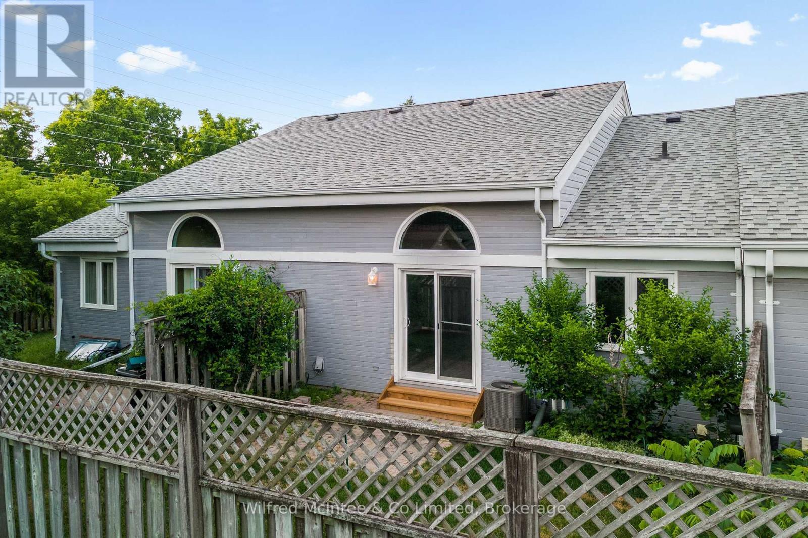 9 - 834 Arlington Street, Saugeen Shores, Ontario  N0H 2C4 - Photo 4 - X12261360