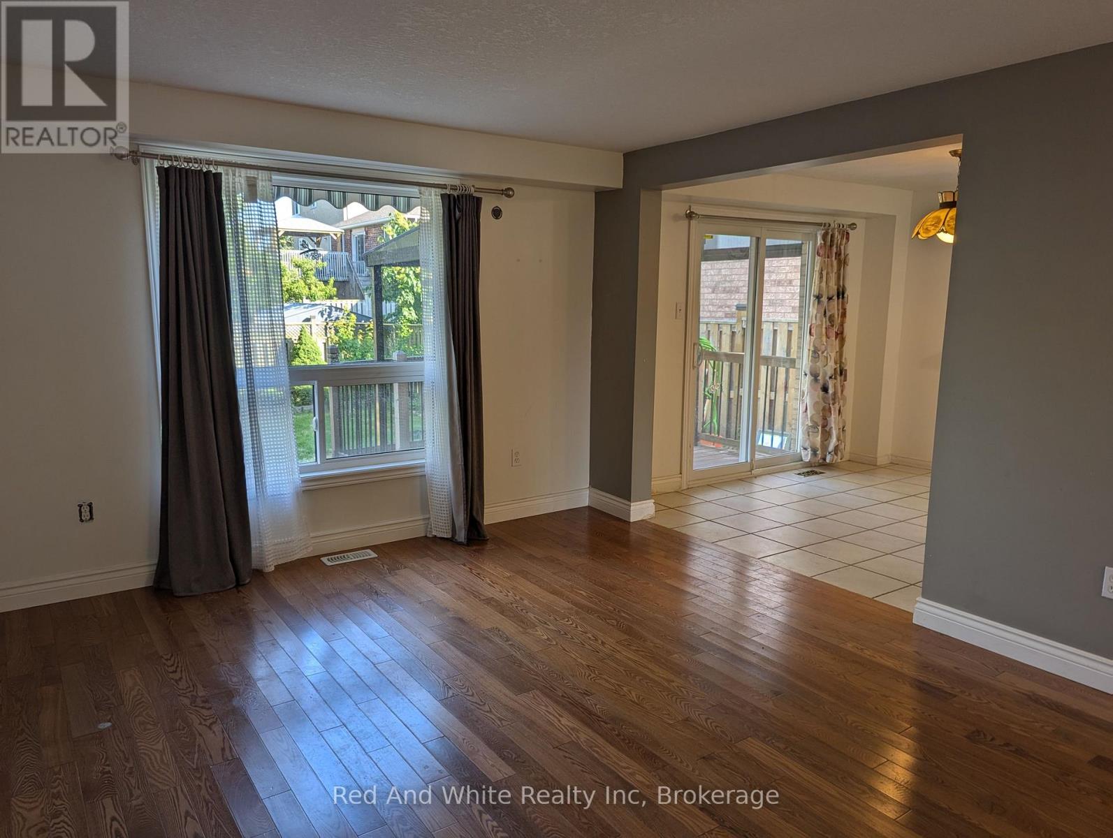 129 Doyle Drive, Guelph, Ontario  N1G 5B4 - Photo 11 - X12261377