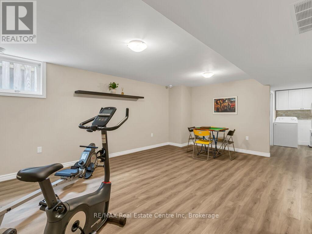 385 Highview Drive, St. Thomas, Ontario  N5R 5Z5 - Photo 22 - X12261456