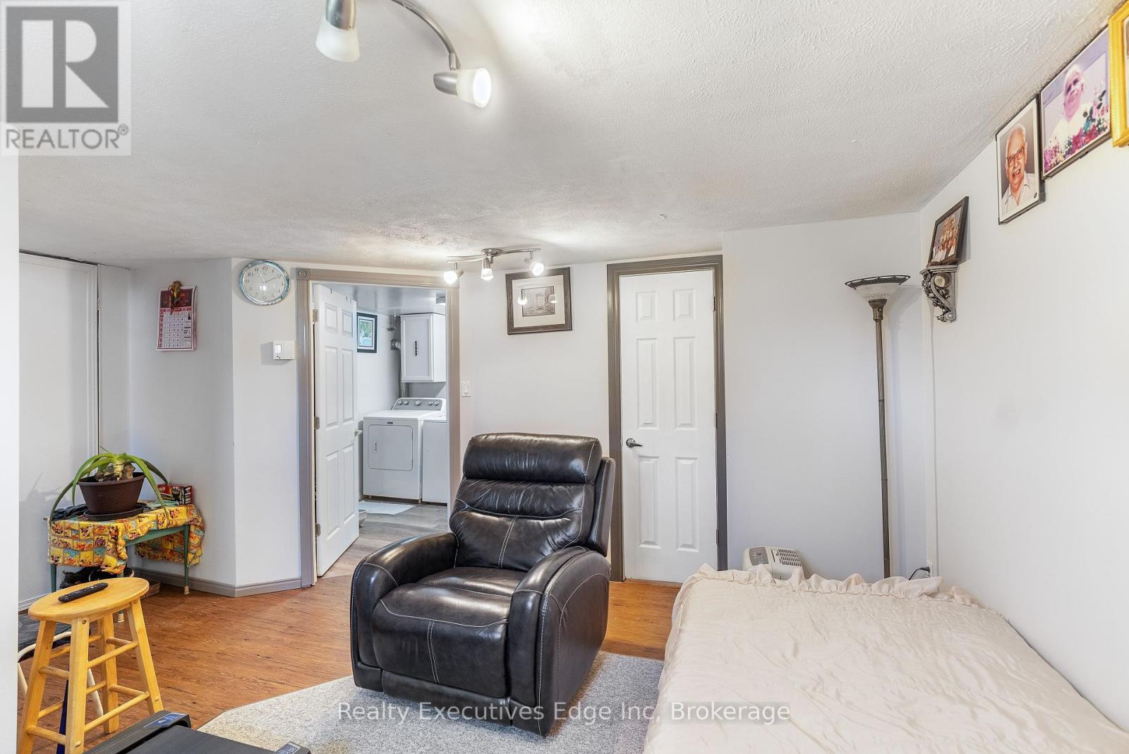 9a Hampton Street, Brantford, Ontario  N3S 7J2 - Photo 39 - X12261463