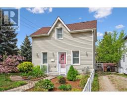 14 RIVERSIDE DRIVE W, Woolwich, Ontario