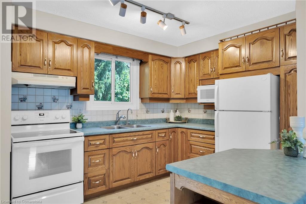 80 Old Country Drive Unit# 16, Kitchener, Ontario  N2E 2E5 - Photo 25 - 40747578