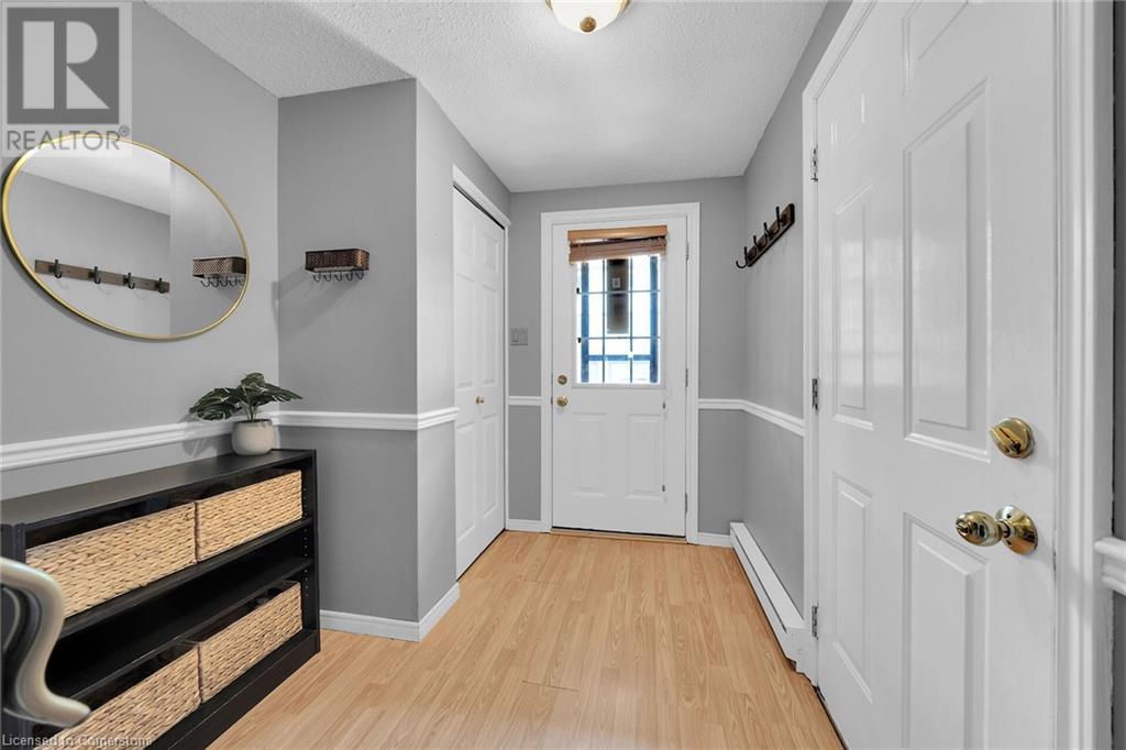 80 Old Country Drive Unit# 16, Kitchener, Ontario  N2E 2E5 - Photo 5 - 40747578