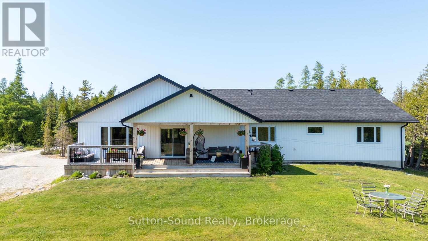 107 Whiskey Harbour Road, Northern Bruce Peninsula, Ontario  N0H 2T0 - Photo 35 - X12261738