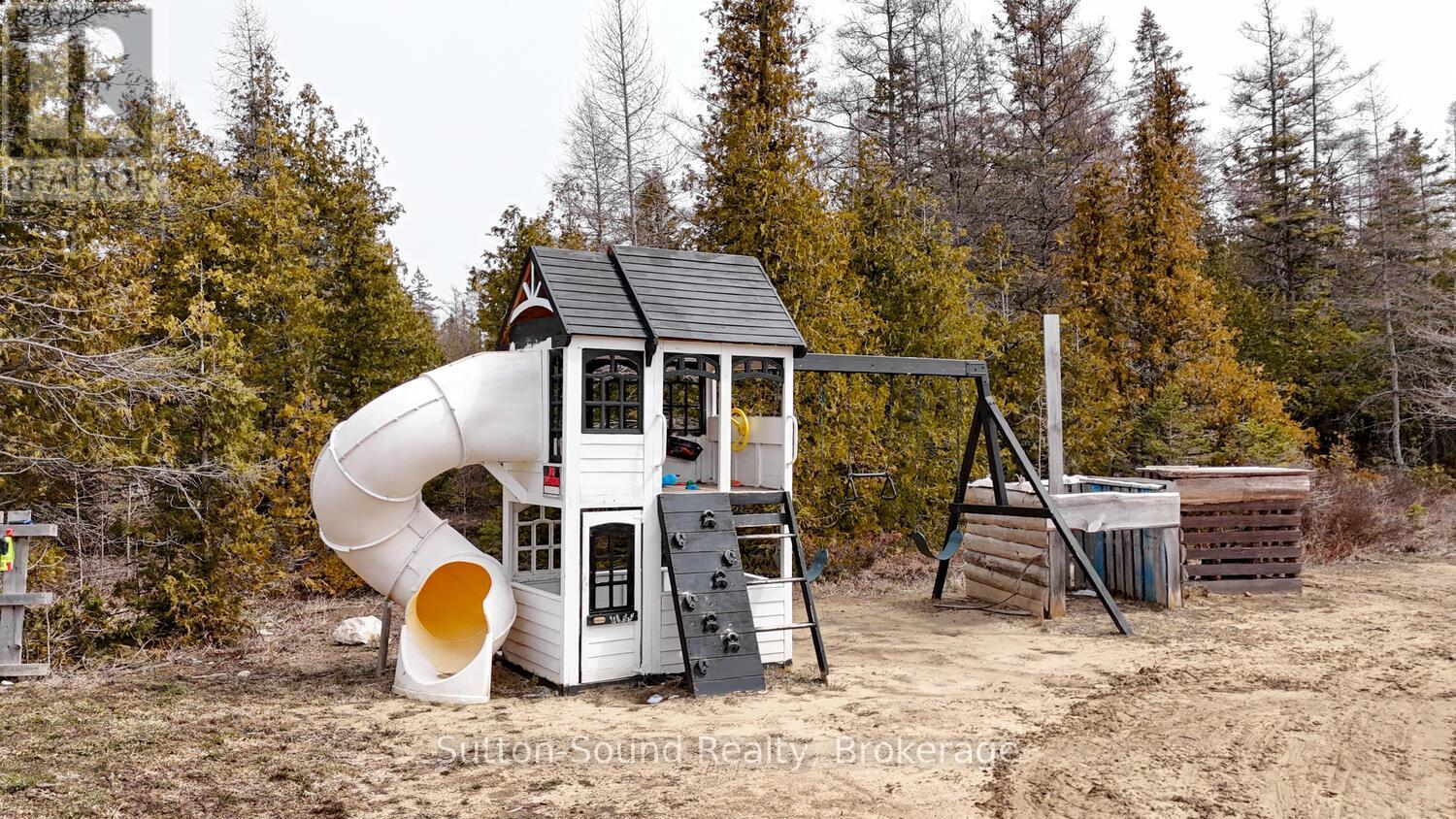 107 Whiskey Harbour Road, Northern Bruce Peninsula, Ontario  N0H 2T0 - Photo 40 - X12261738