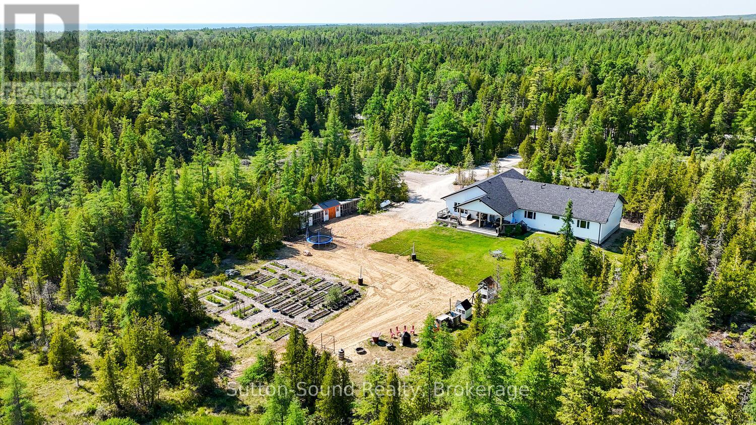 107 Whiskey Harbour Road, Northern Bruce Peninsula, Ontario  N0H 2T0 - Photo 45 - X12261738