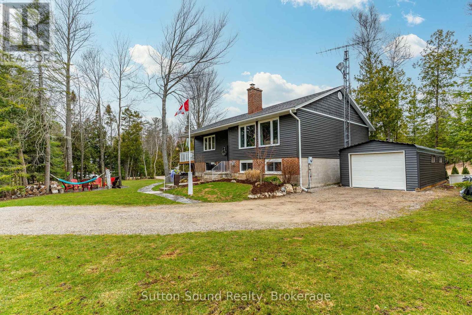403 SIMCOE AVENUE, South Bruce Peninsula, Ontario