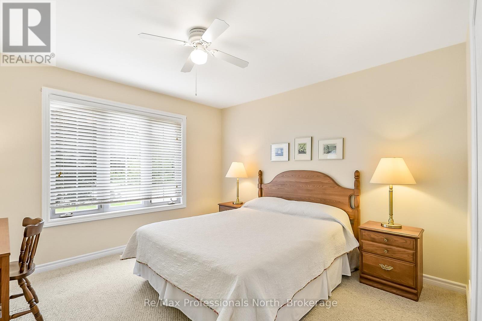 136 Hedgewood Lane, Gravenhurst, Ontario  P1P 1Z4 - Photo 3 - X12261745