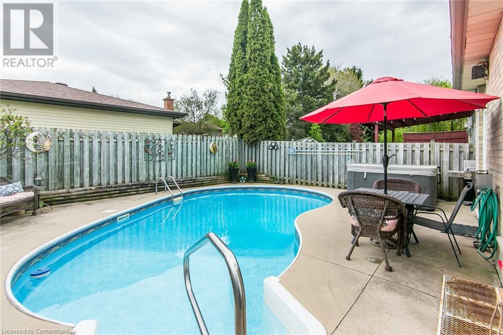 586 Drummerhill Crescent, Waterloo, Ontario  N2T 1G4 - Photo 49 - 40747636