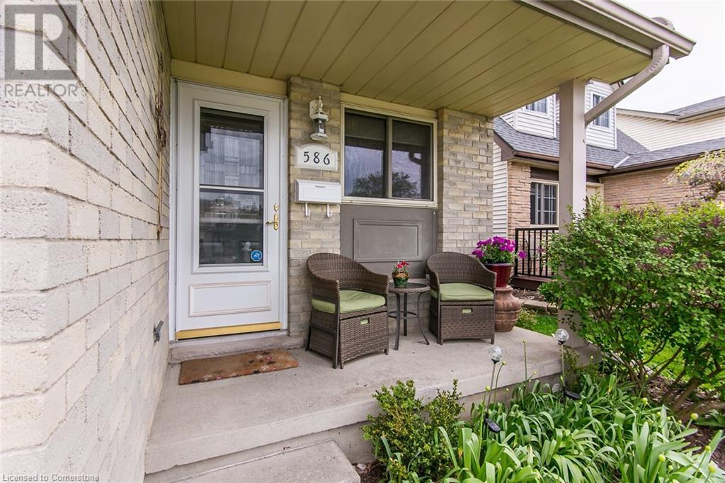 586 Drummerhill Crescent, Waterloo, Ontario  N2T 1G4 - Photo 5 - 40747636