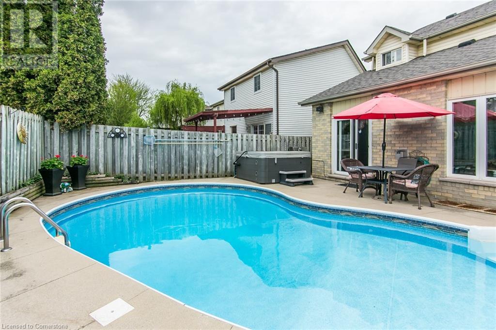 586 Drummerhill Crescent, Waterloo, Ontario  N2T 1G4 - Photo 50 - 40747636