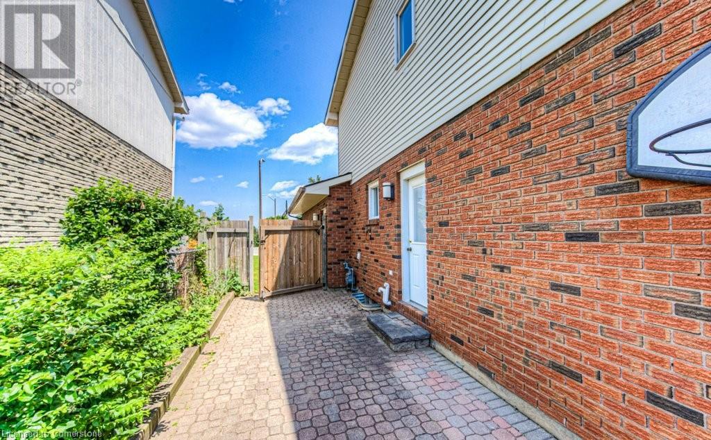 117 The Country Way, Kitchener, Ontario  N2E 2K3 - Photo 44 - 40747407