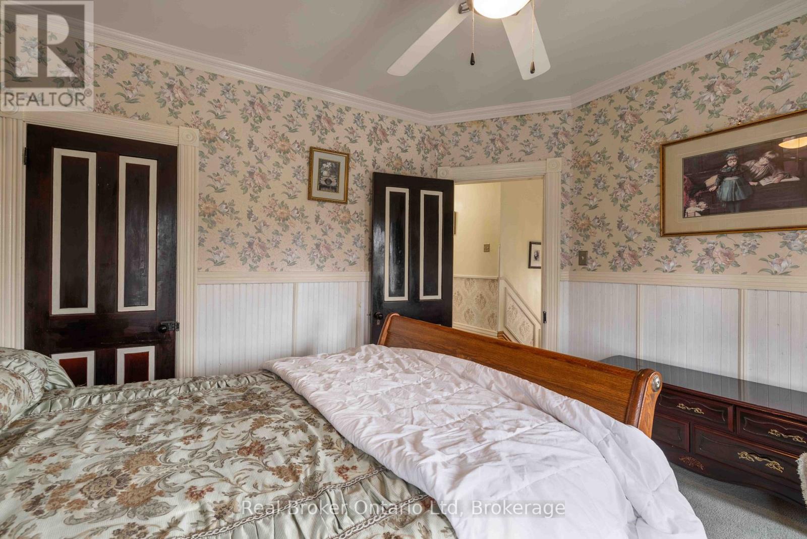 295 Livingstone Avenue N, North Perth, Ontario  N4W 1P8 - Photo 18 - X12261817