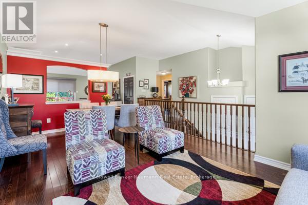 10 Freeman Street, Brant, Ontario  N3L 0A8 - Photo 12 - X12261832