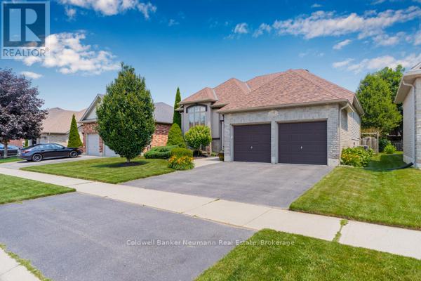10 Freeman Street, Brant, Ontario  N3L 0A8 - Photo 3 - X12261832
