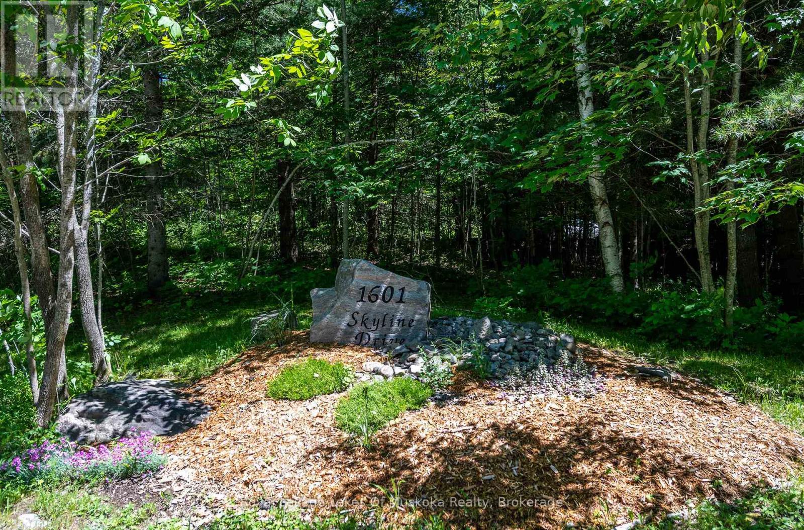 1601 Skyline Drive, Huntsville, Ontario  P1H 1A5 - Photo 39 - X12261893