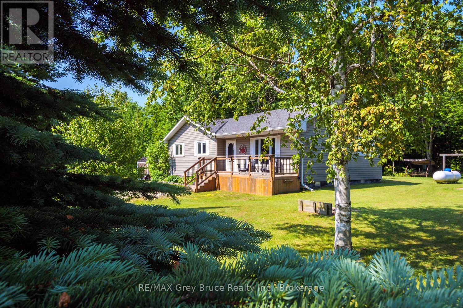 32 Sugarbush Road, South Bruce Peninsula, Ontario  N0H 2T0 - Photo 1 - X12261917