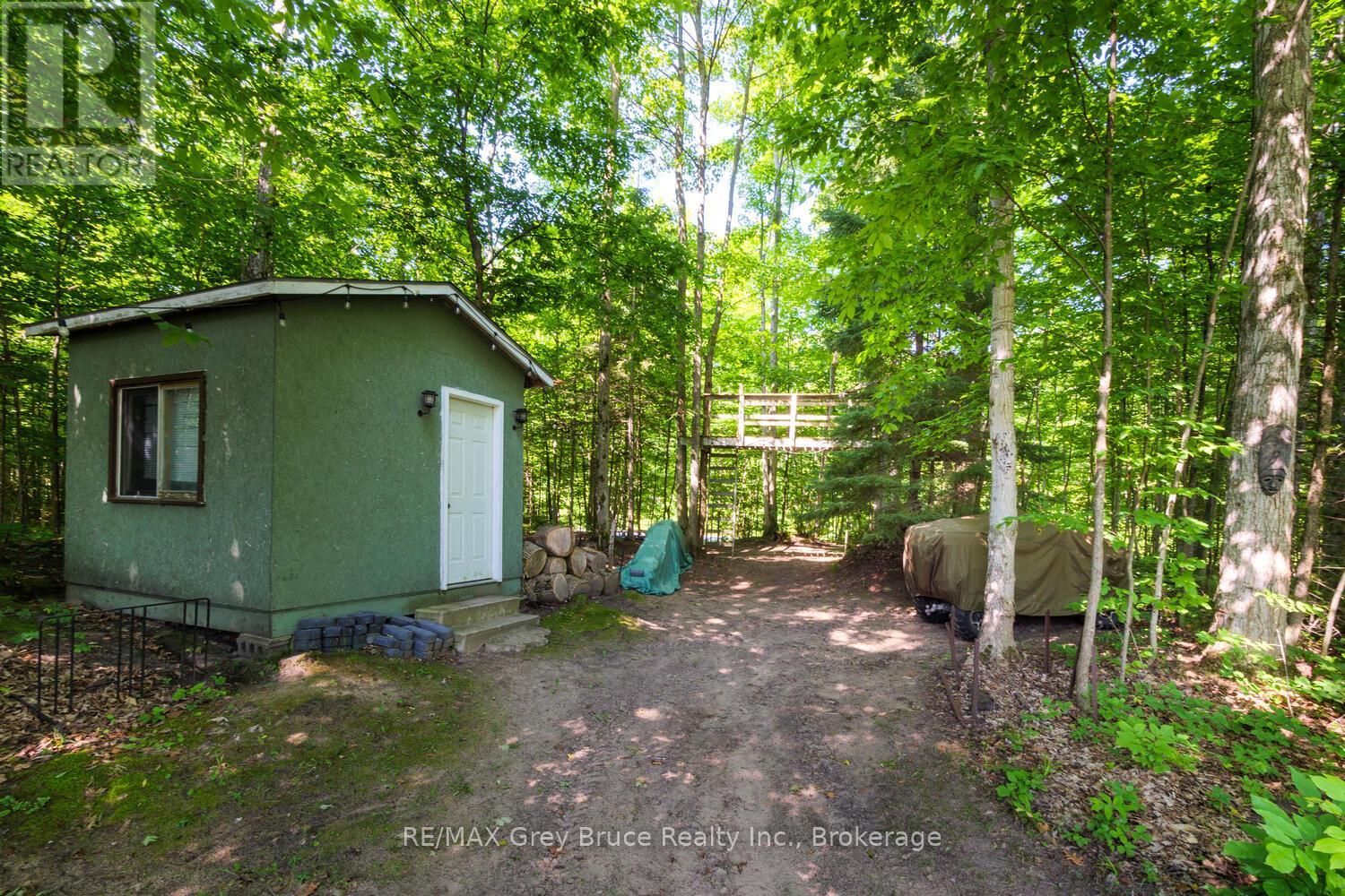 32 Sugarbush Road, South Bruce Peninsula, Ontario  N0H 2T0 - Photo 28 - X12261917
