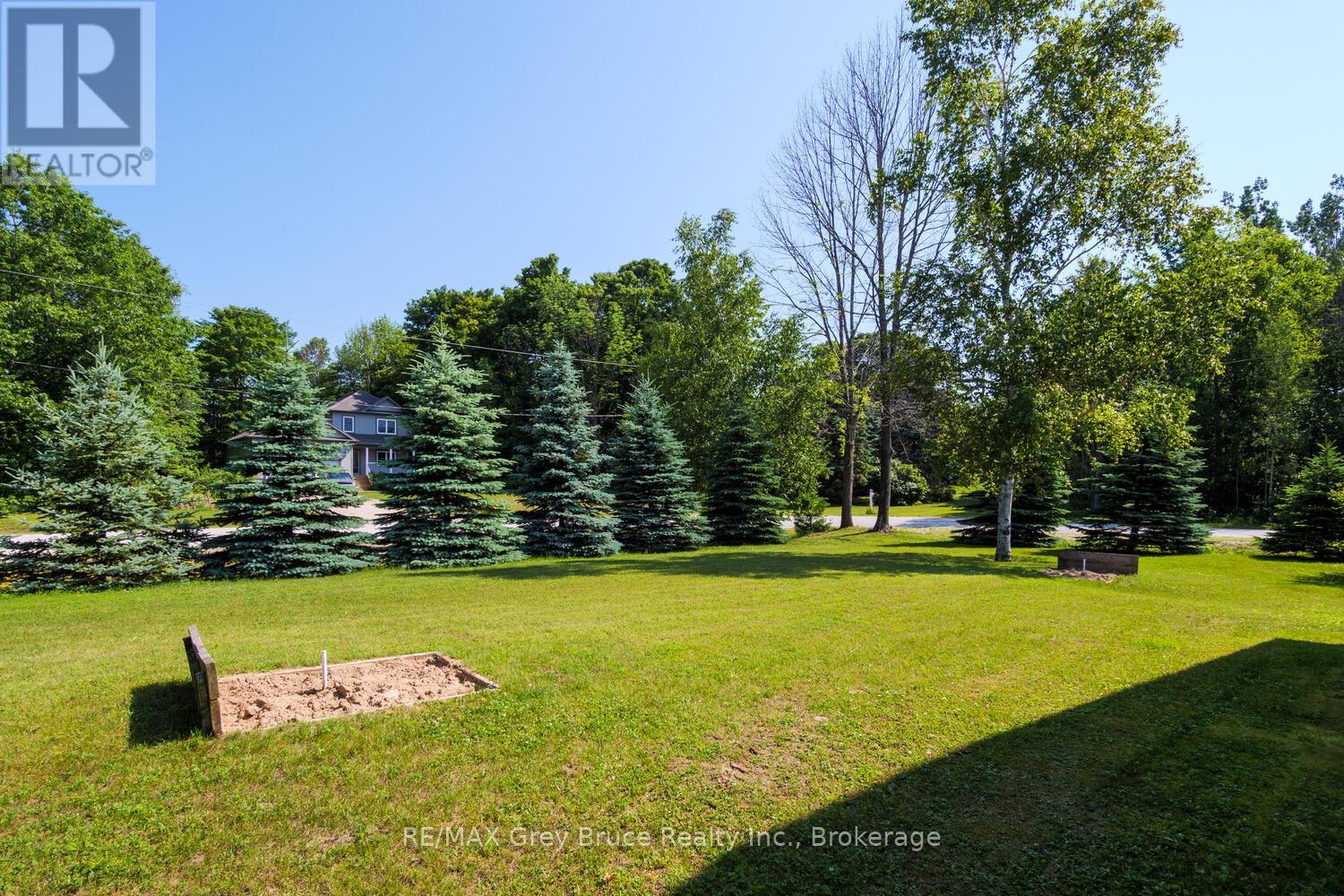 32 Sugarbush Road, South Bruce Peninsula, Ontario  N0H 2T0 - Photo 31 - X12261917