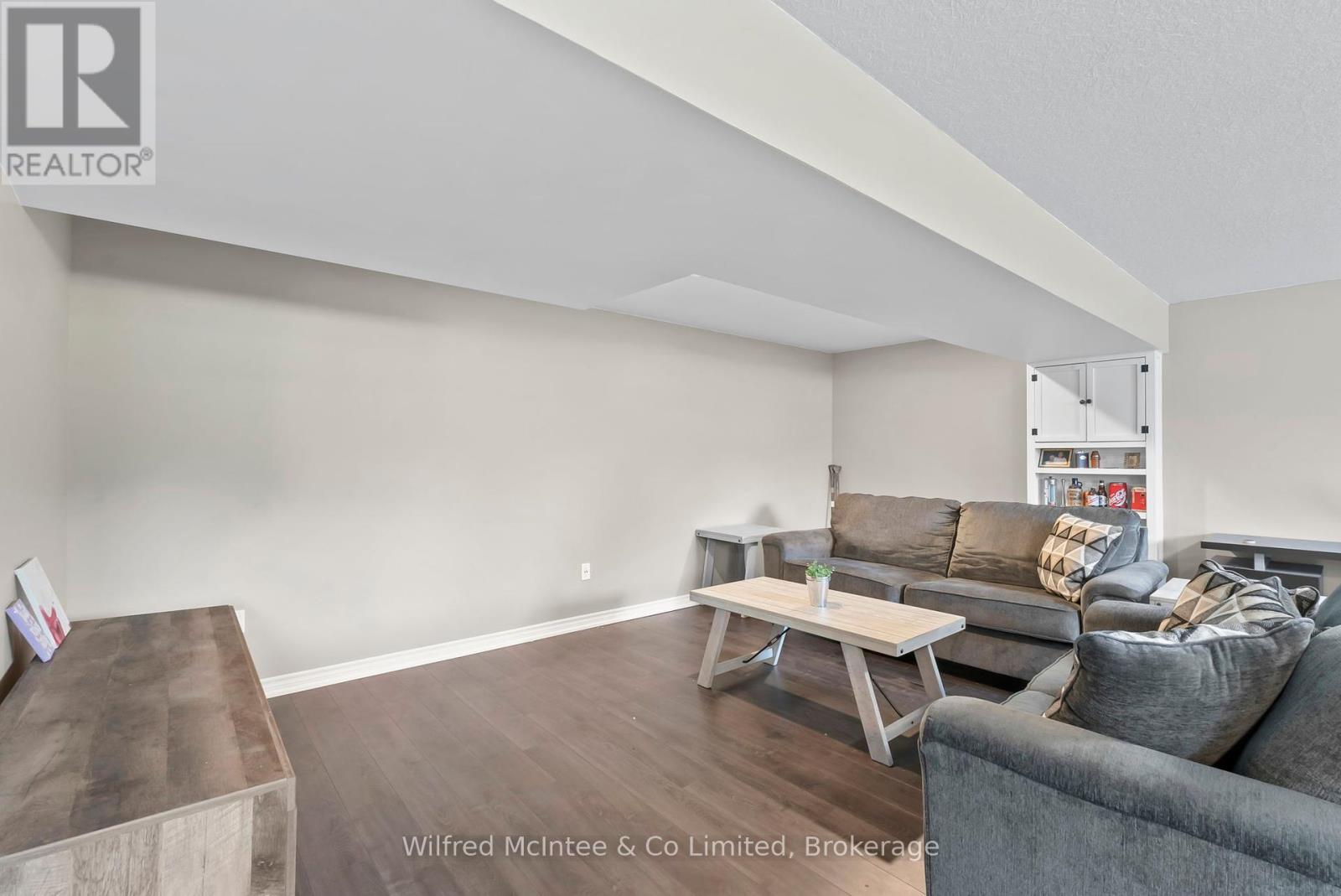 201 Hutton Hill Road, West Grey, Ontario  N0G 1R0 - Photo 19 - X12261964