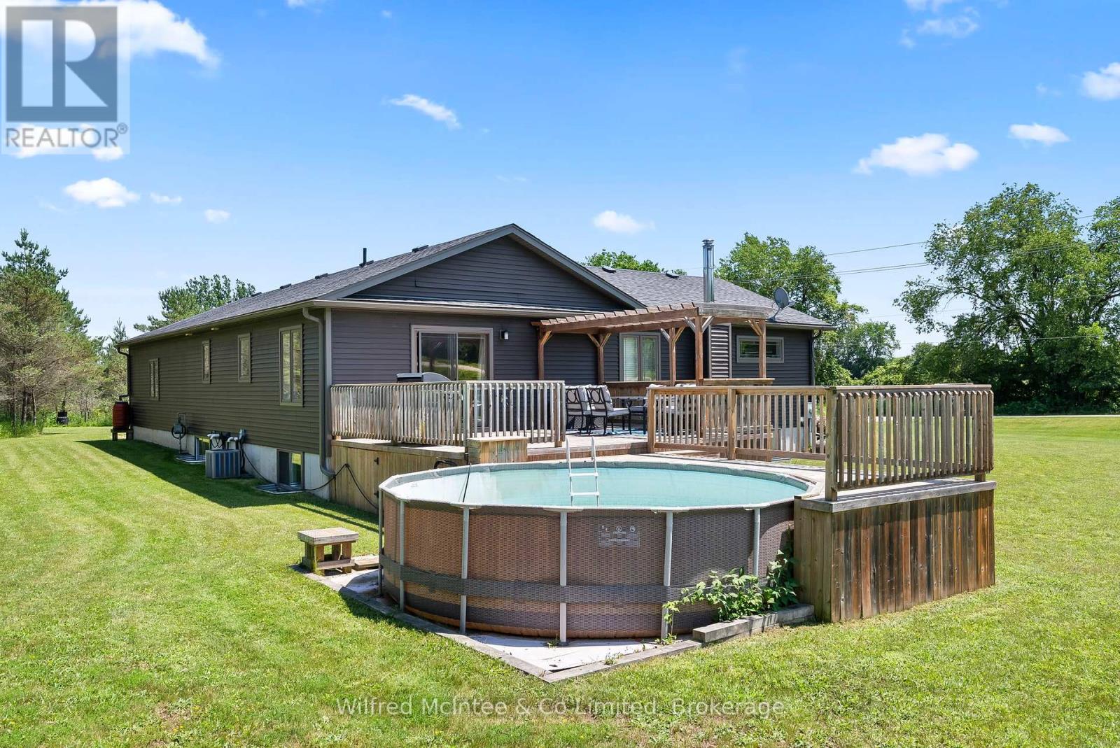 201 Hutton Hill Road, West Grey, Ontario  N0G 1R0 - Photo 25 - X12261964