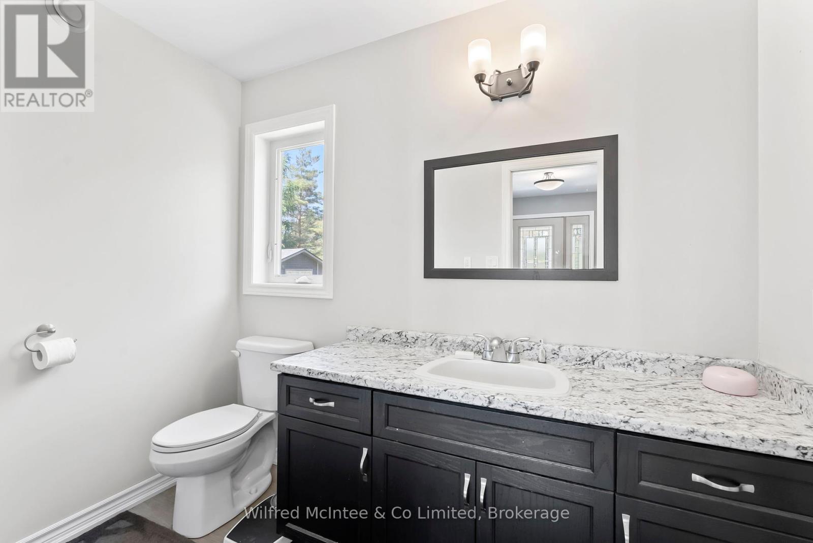 201 Hutton Hill Road, West Grey, Ontario  N0G 1R0 - Photo 6 - X12261964