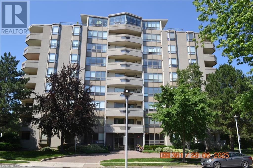 8 VILLAGE GREEN Boulevard Unit# 811, Stoney Creek, Ontario