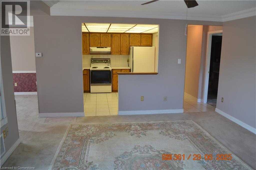 8 Village Green Boulevard Unit# 811, Stoney Creek, Ontario  L8G 5B8 - Photo 11 - 40747566