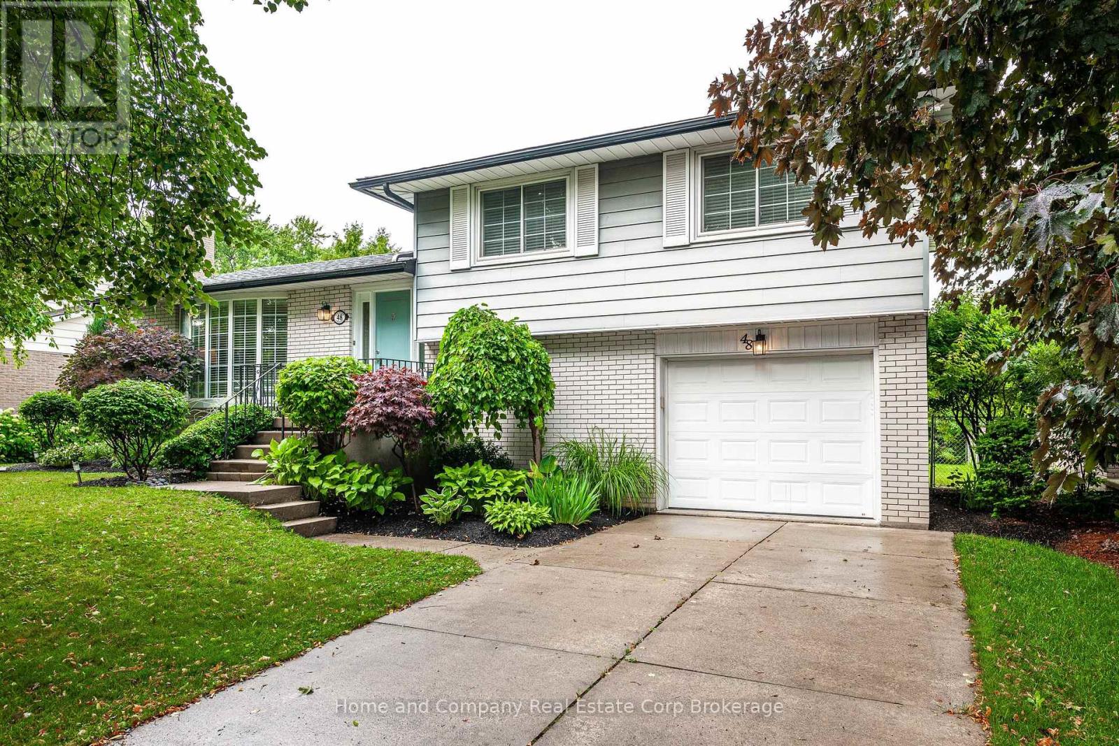 48 WINDEMERE CRESCENT, Stratford, Ontario