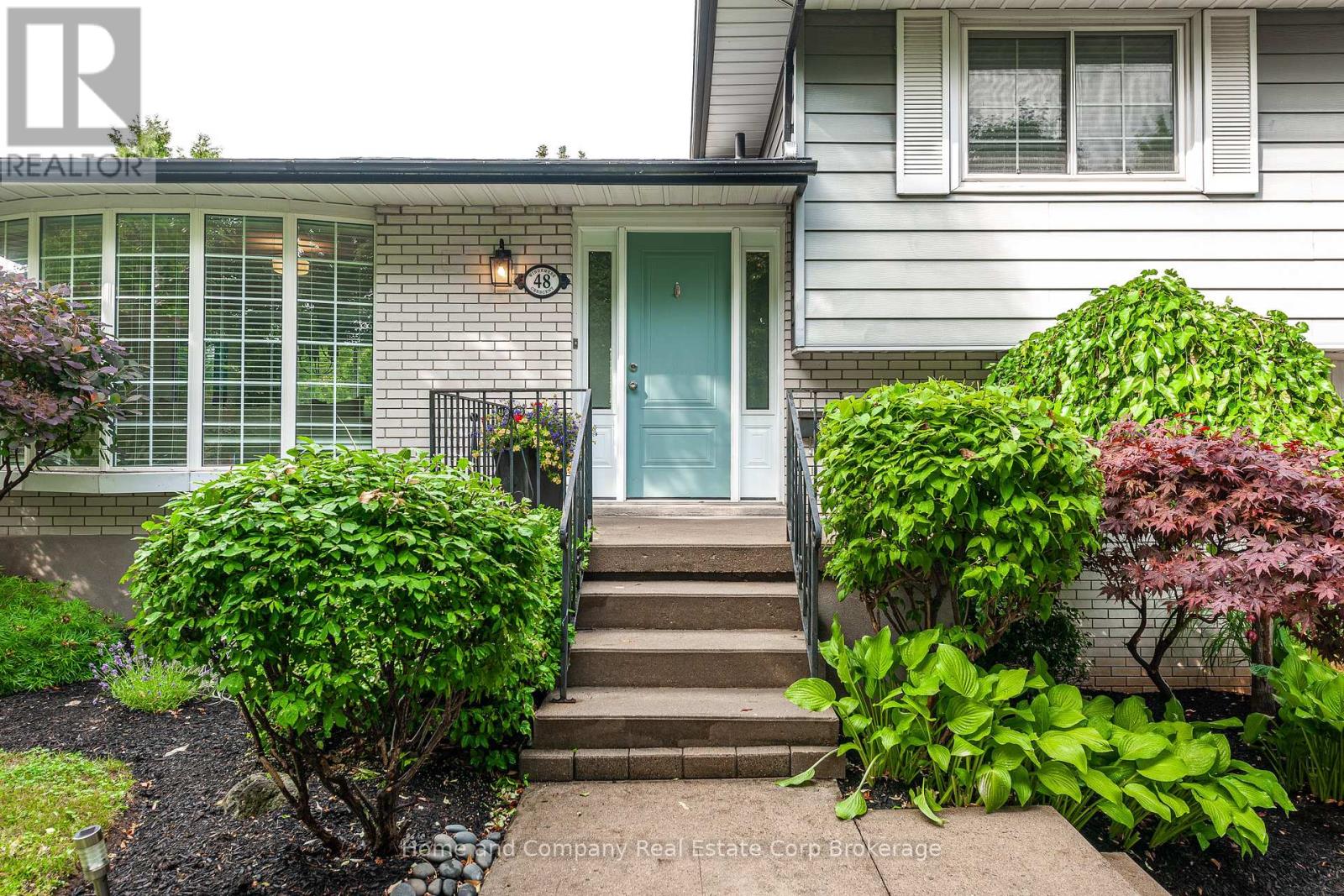 48 Windemere Crescent, Stratford, Ontario  N5A 6A7 - Photo 4 - X12262075