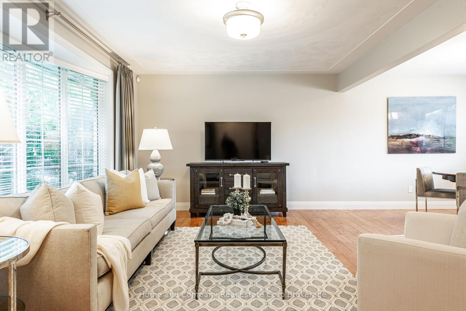 48 Windemere Crescent, Stratford, Ontario  N5A 6A7 - Photo 7 - X12262075