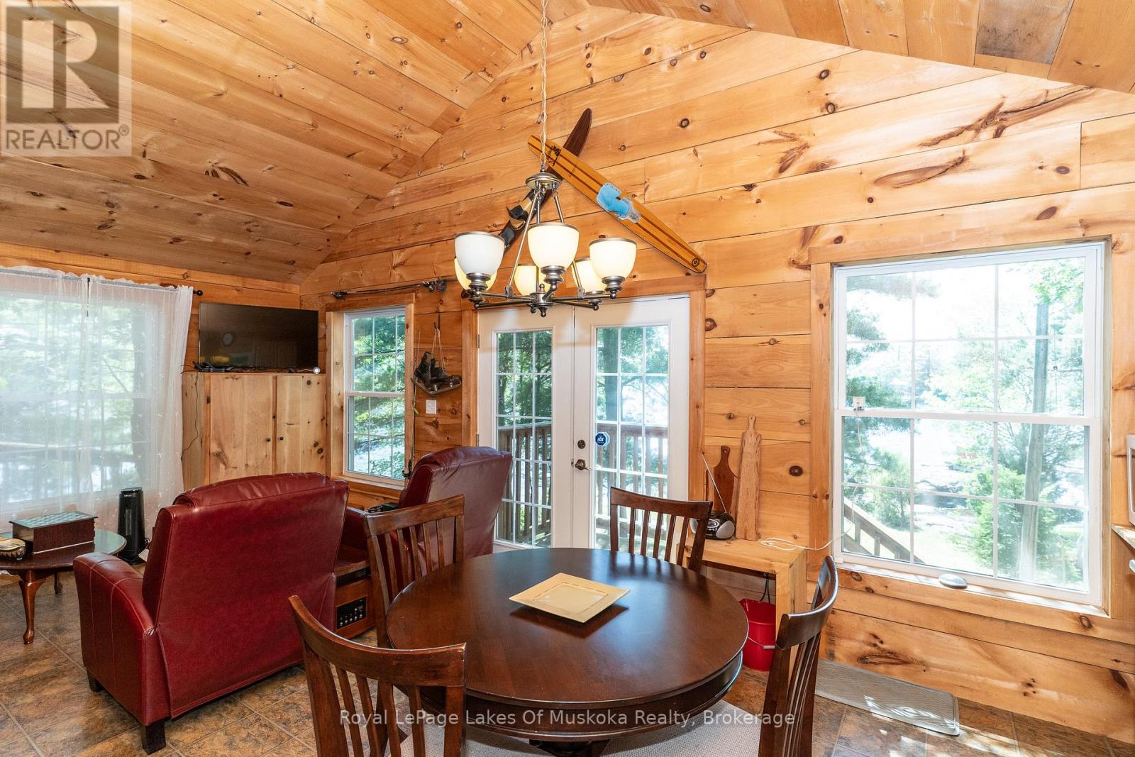 1 Island 2sl Island, Gravenhurst, Ontario  P1P 1R1 - Photo 33 - X12262111