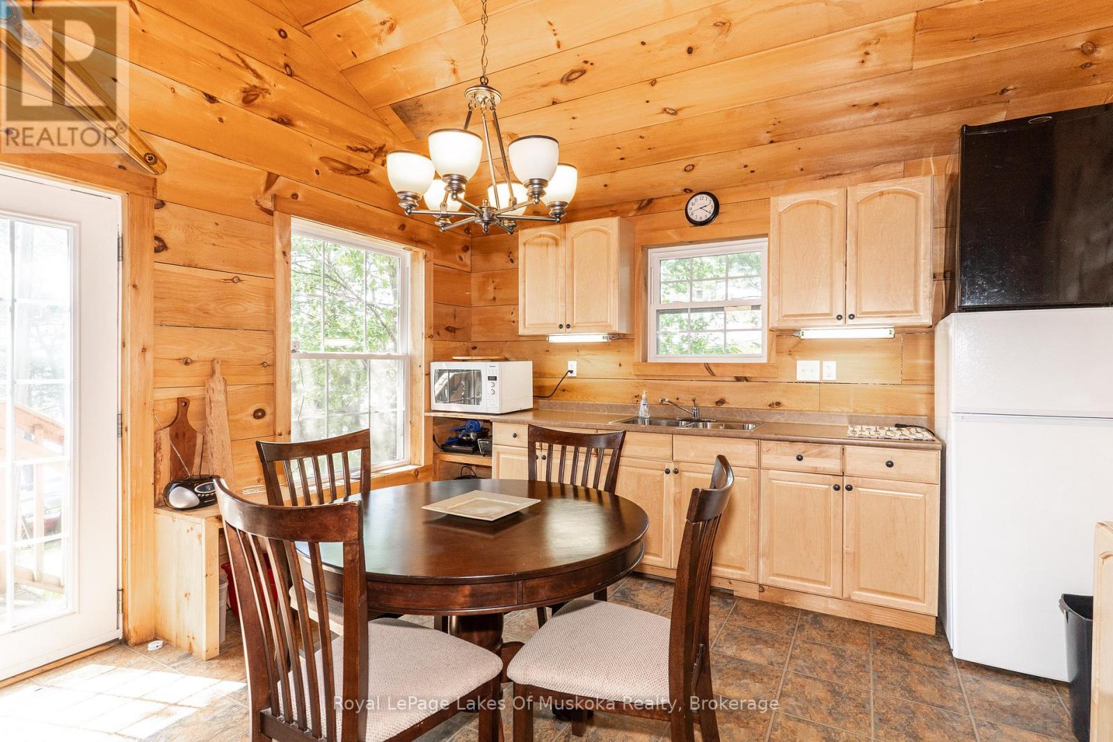 1 Island 2sl Island, Gravenhurst, Ontario  P1P 1R1 - Photo 37 - X12262111