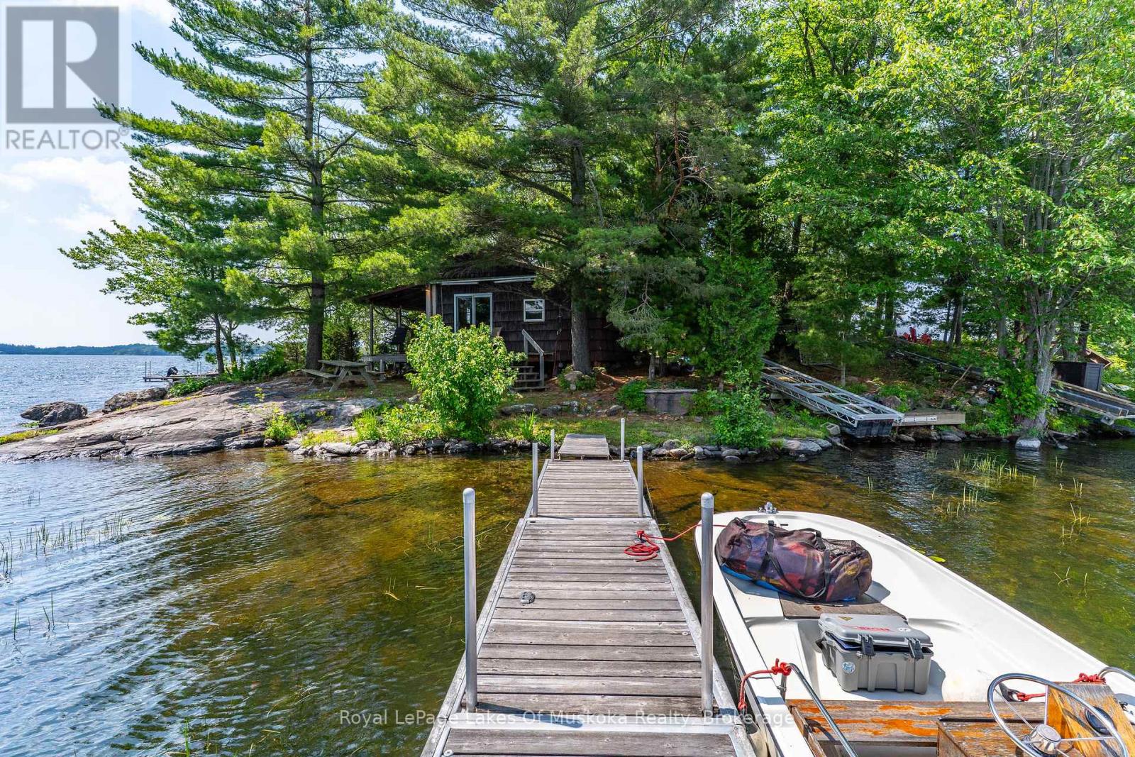1 Island 2sl Island, Gravenhurst, Ontario  P1P 1R1 - Photo 8 - X12262111